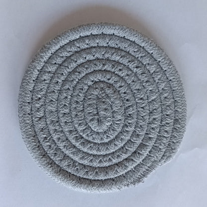 Hand-woven thickened simple heat-insulating cotton thread placemat