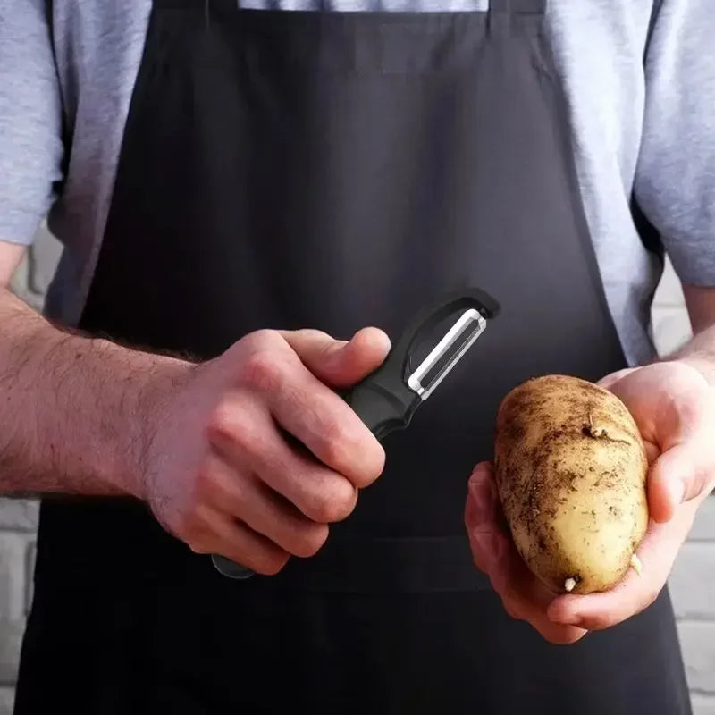Rotating non-slip vegetable and fruit peeler