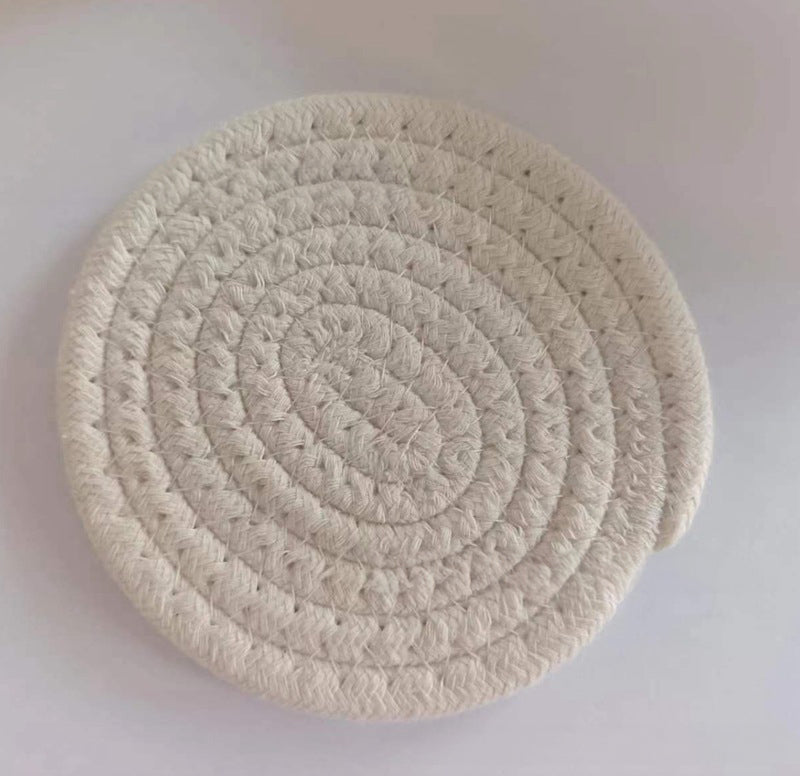 Hand-woven thickened simple heat-insulating cotton thread placemat