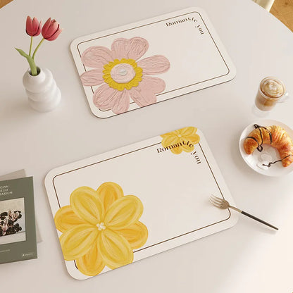 Set of 2 flower shaped placemats